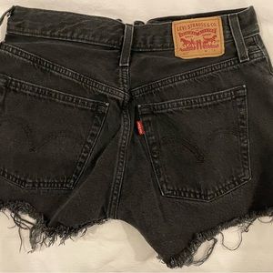 501 Levi’s Shorts